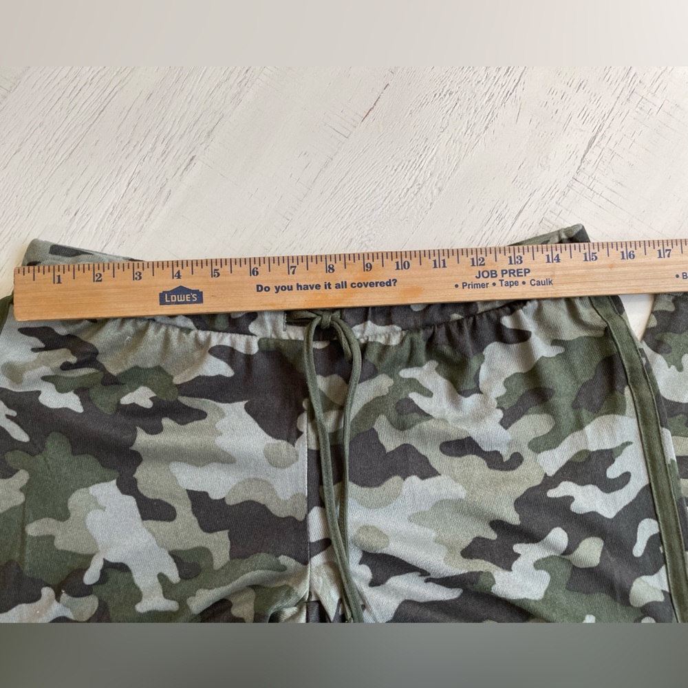 NWT Lucky Brand Women's 4 Piece Pajama Set, Tee, Tank, Short, & Pant Size Small - Picture 7 of 10